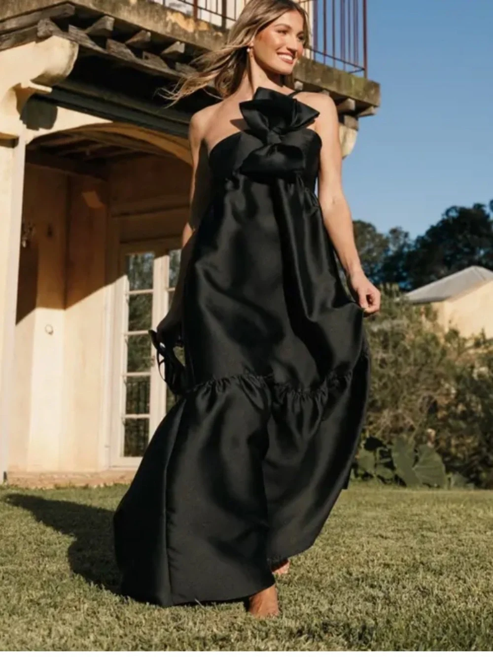 Petal and Pup Betina Bow One Shoulder Gown - Picture 2 of 11